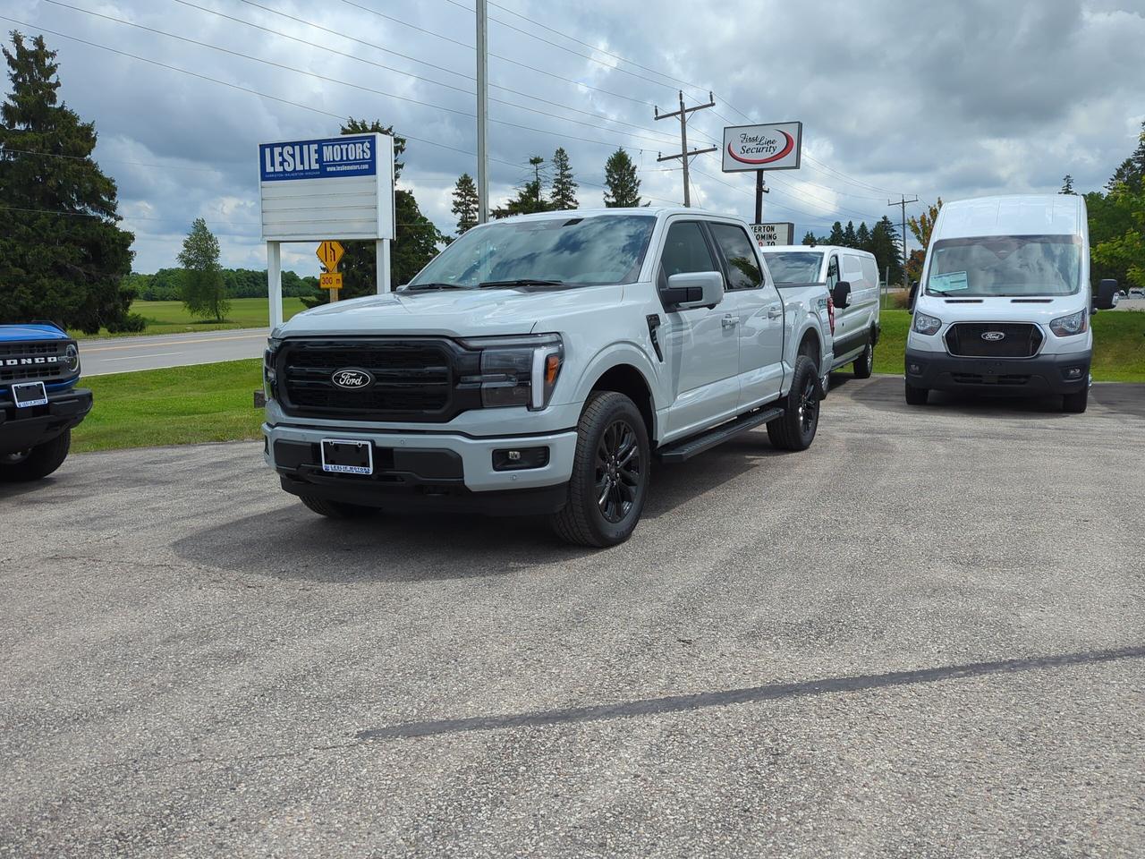 2026 Ford F-150 Lariat SuperCrew 501A 4x4 Photo0