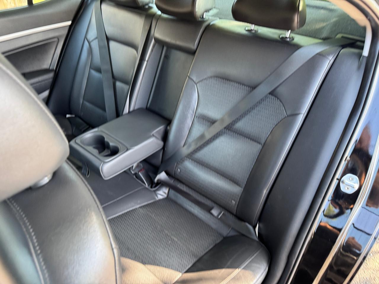2019 Hyundai Elantra Luxury+CLEAN CARFAX+Leather+Roof Photo