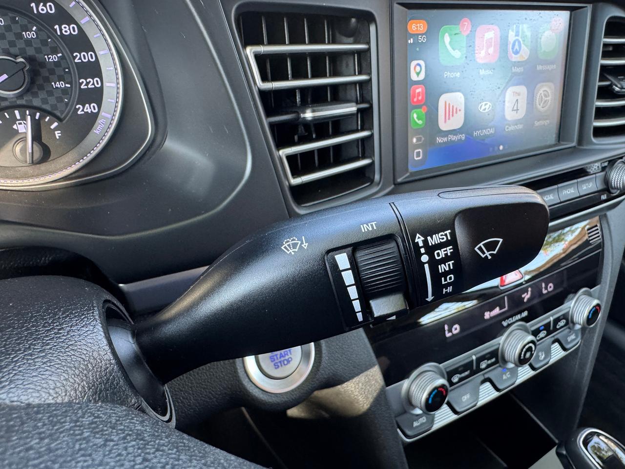 2019 Hyundai Elantra Luxury+CLEAN CARFAX+Leather+Roof Photo