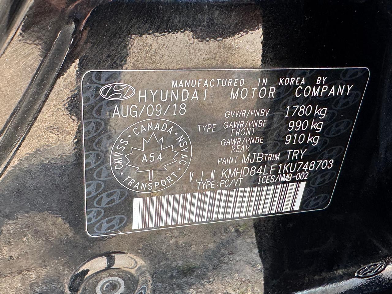 2019 Hyundai Elantra Luxury+CLEAN CARFAX+Leather+Roof Photo