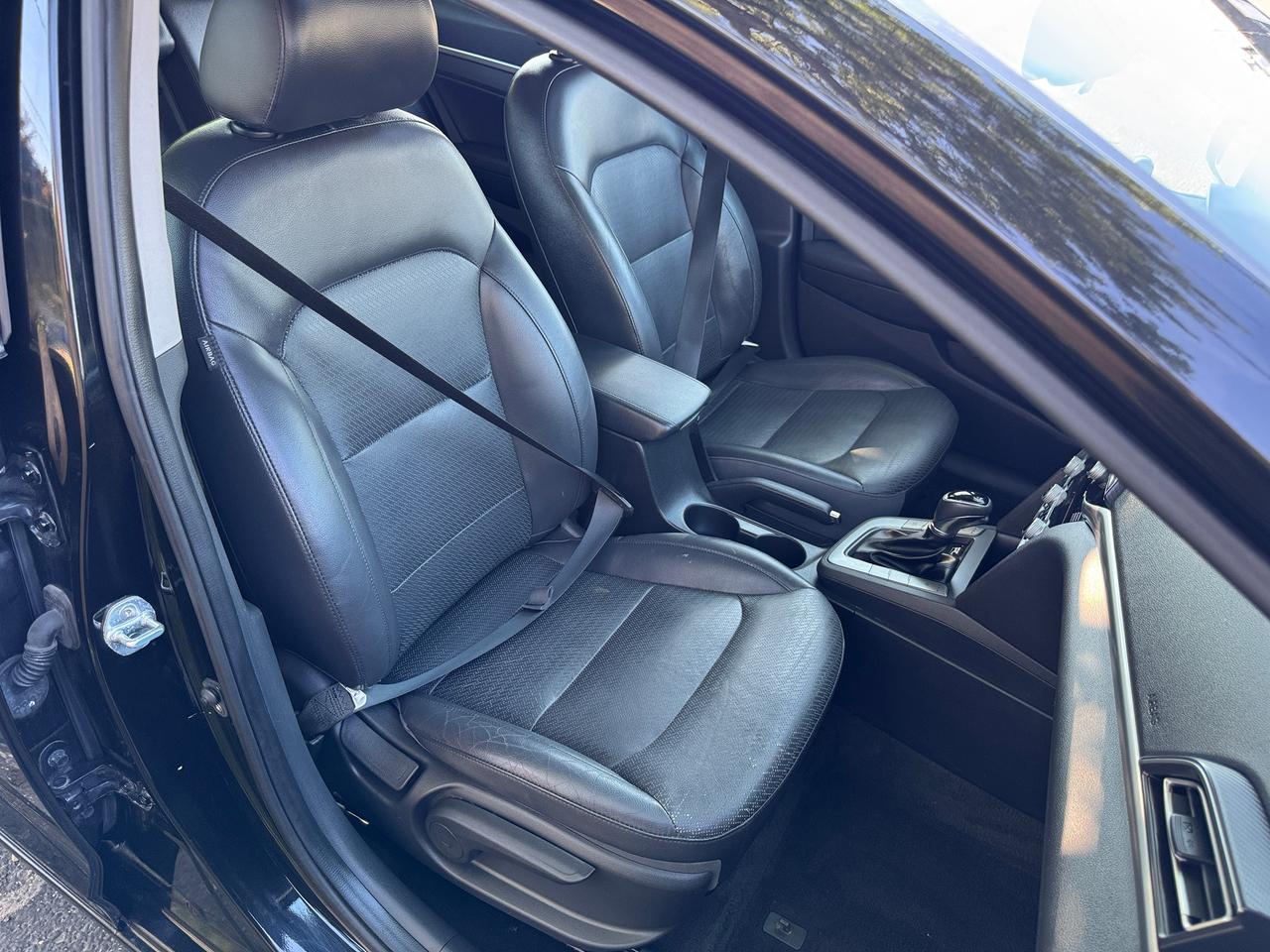 2019 Hyundai Elantra Luxury+CLEAN CARFAX+Leather+Roof Photo