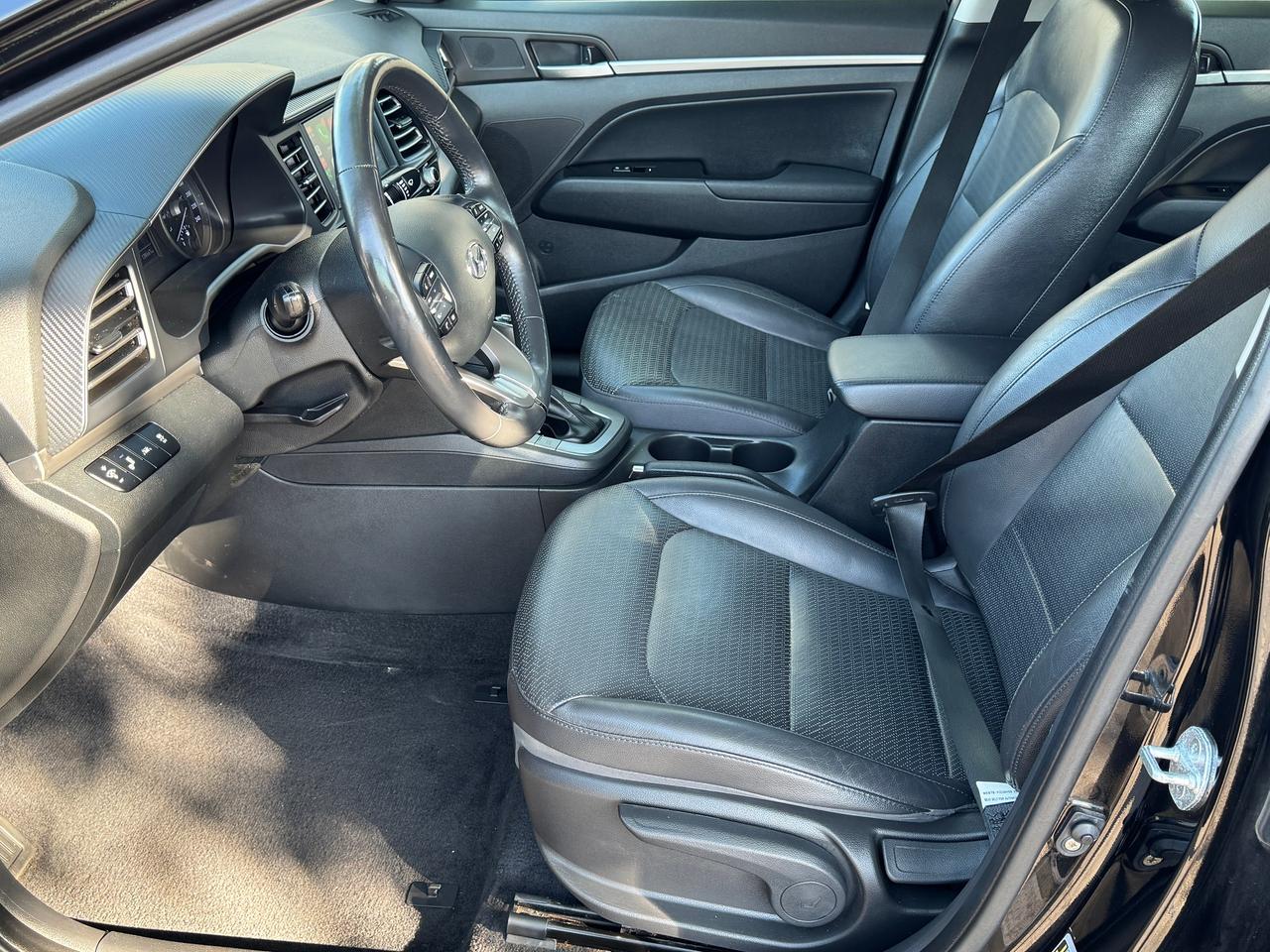 2019 Hyundai Elantra Luxury+CLEAN CARFAX+Leather+Roof Photo