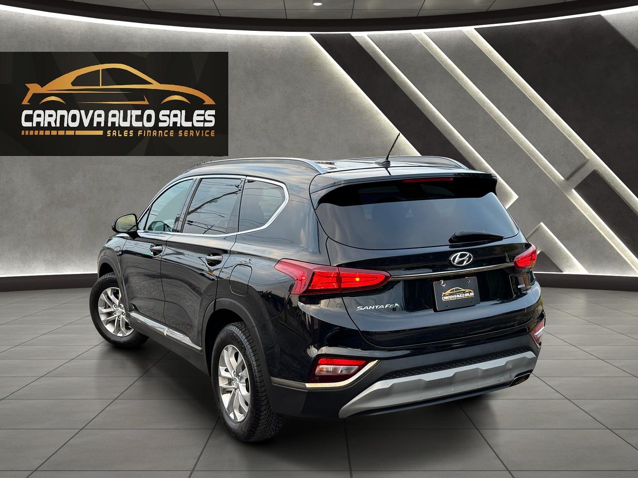 2019 Hyundai Santa Fe AWD w/Safety PKG+CLEAN CARFAX Photo
