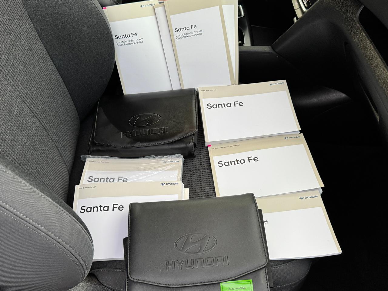 2019 Hyundai Santa Fe AWD w/Safety PKG+CLEAN CARFAX Photo