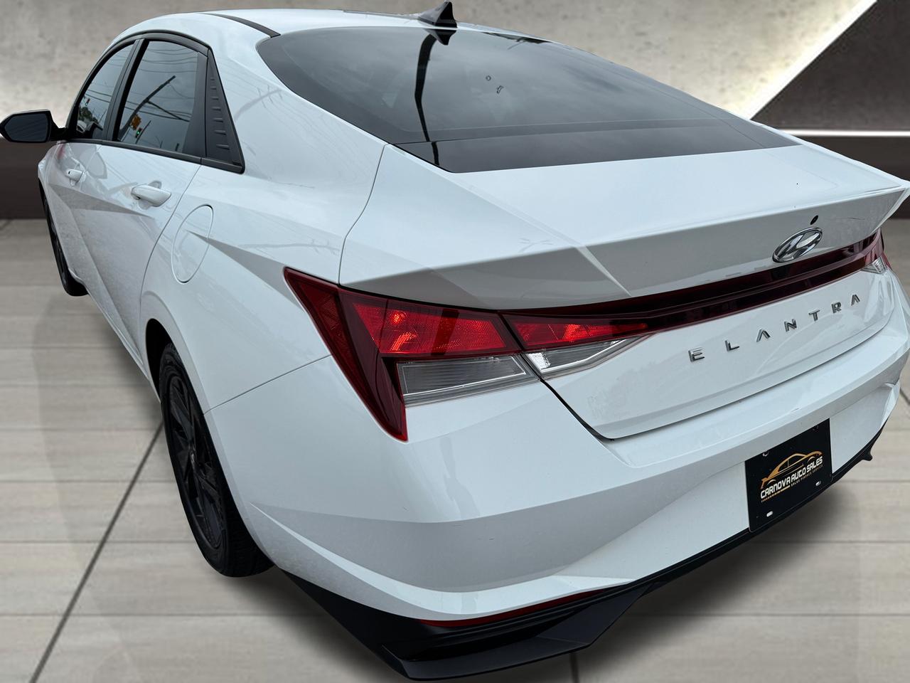 2021 Hyundai Elantra Preferred+One Owner+CLEAN CARFAX Photo