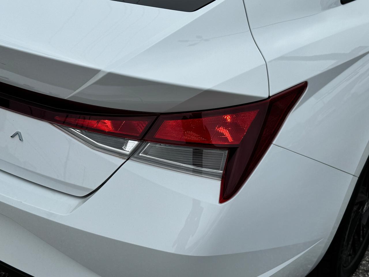 2021 Hyundai Elantra Preferred+One Owner+CLEAN CARFAX Photo