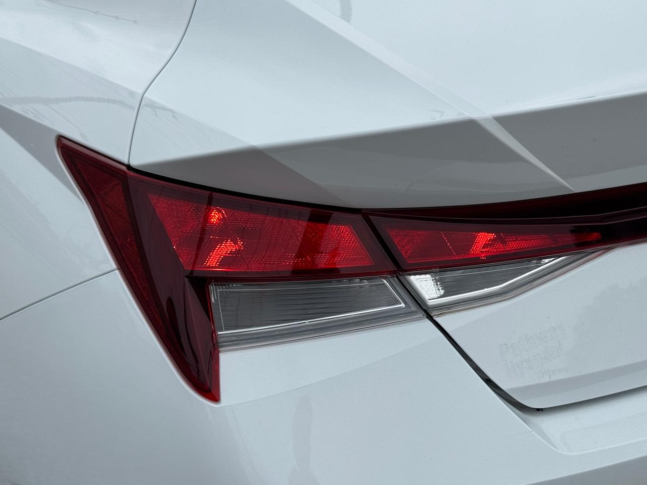 2021 Hyundai Elantra Preferred+One Owner+CLEAN CARFAX Photo
