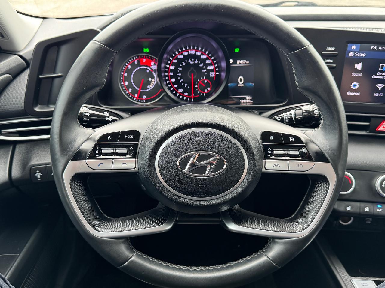 2021 Hyundai Elantra Preferred+One Owner+CLEAN CARFAX Photo