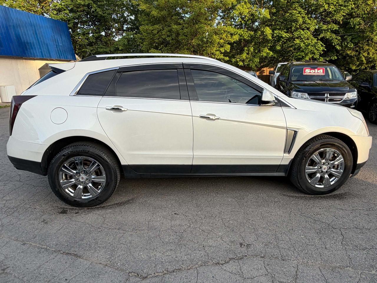 2015 Cadillac SRX AWD 4DR LUXURY Photo