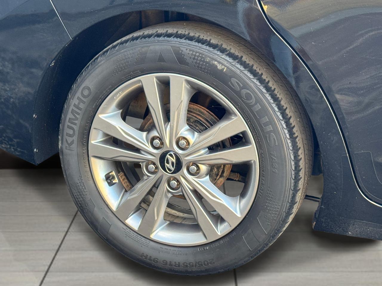 2018 Hyundai Elantra GL+New Tires+ACCIDENT FREE+ApplePlay Photo
