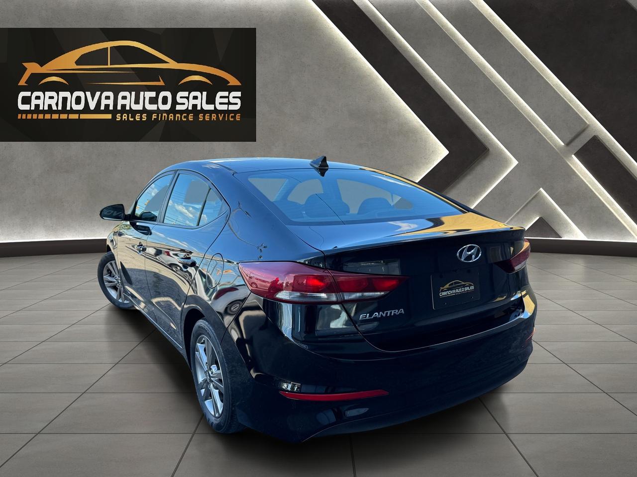 2018 Hyundai Elantra GL+New Tires+ACCIDENT FREE+ApplePlay Photo