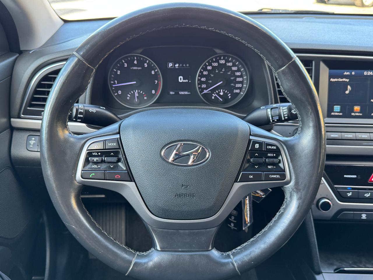 2018 Hyundai Elantra GL+New Tires+ACCIDENT FREE+ApplePlay Photo