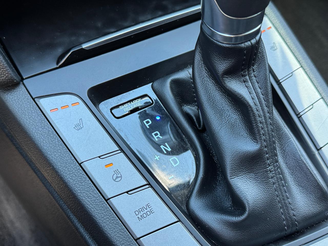 2018 Hyundai Elantra GL+New Tires+ACCIDENT FREE+ApplePlay Photo