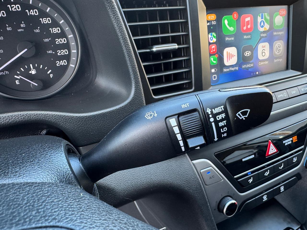 2018 Hyundai Elantra GL+New Tires+ACCIDENT FREE+ApplePlay Photo
