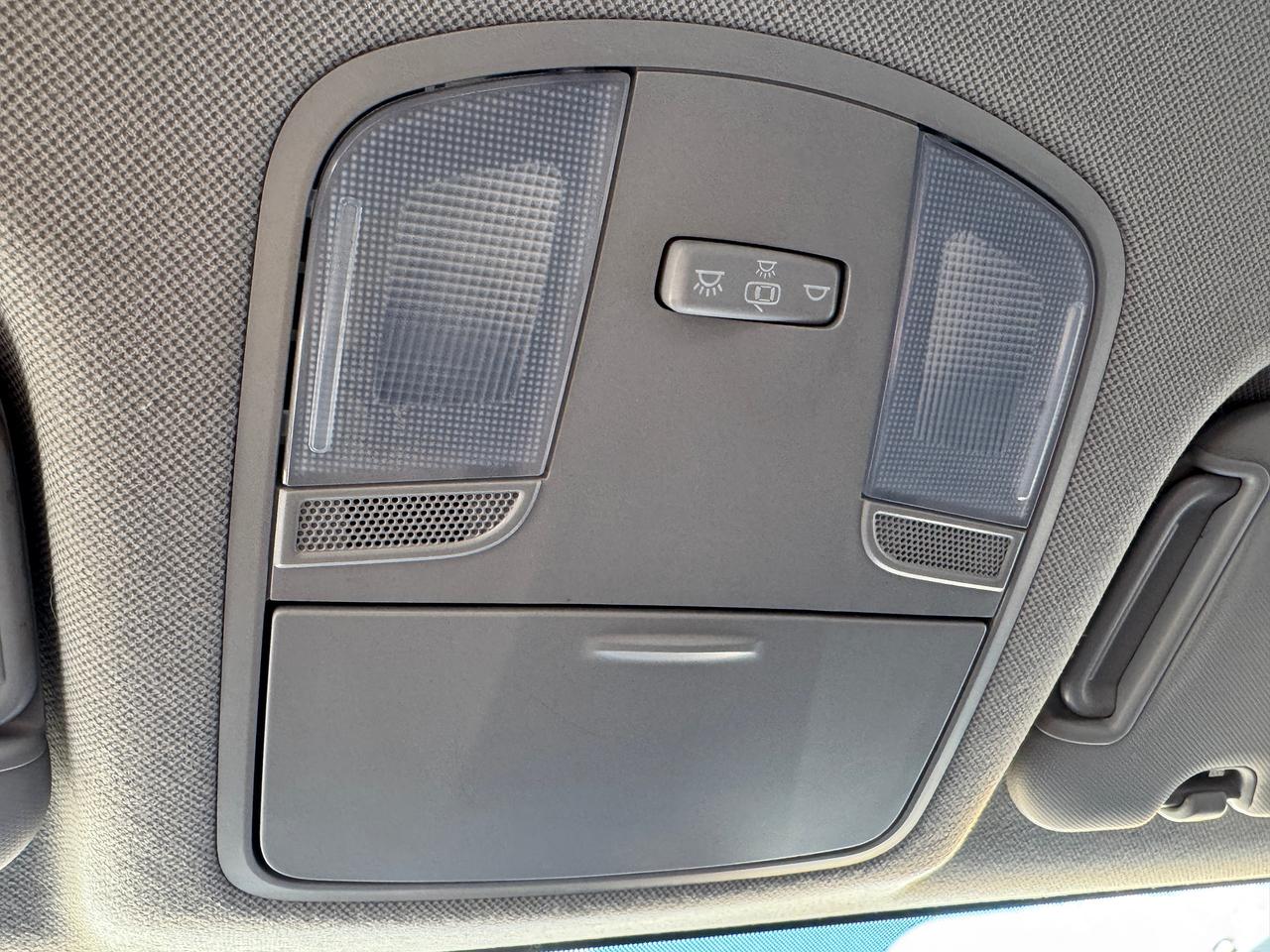 2018 Hyundai Elantra GL+New Tires+ACCIDENT FREE+ApplePlay Photo