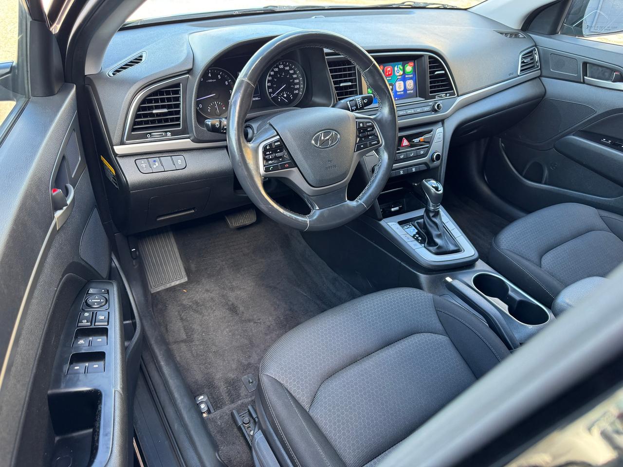 2018 Hyundai Elantra GL+New Tires+ACCIDENT FREE+ApplePlay Photo