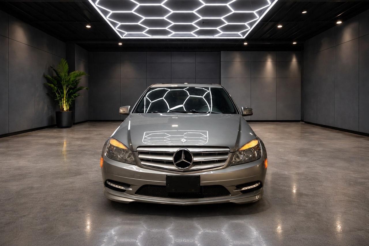 2011 Mercedes-Benz C-Class 4dr Sdn C 250 4MATIC Photo