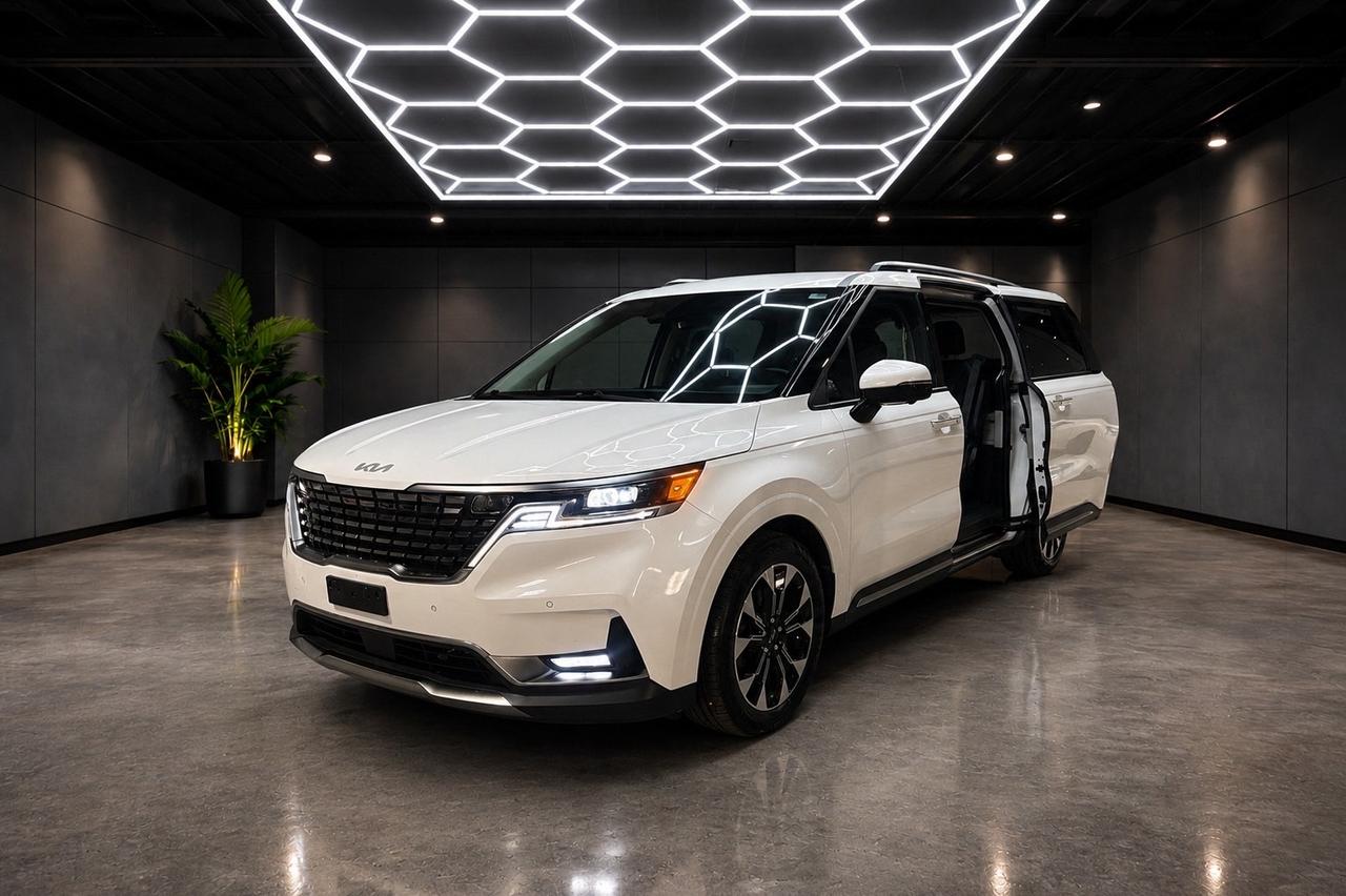 2024 Kia Carnival EX FWD Photo4