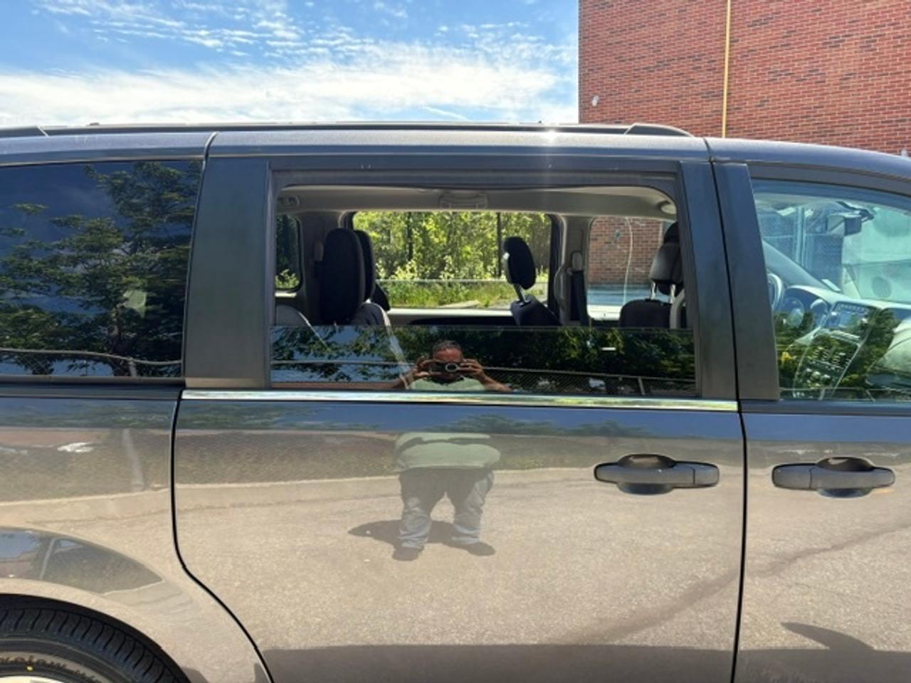 2018 Dodge Grand Caravan ONLY 64KM-1 OWNER-NO ACCIDENTS-NEW BRAKES-TIRES-CERTIFIED! Photo