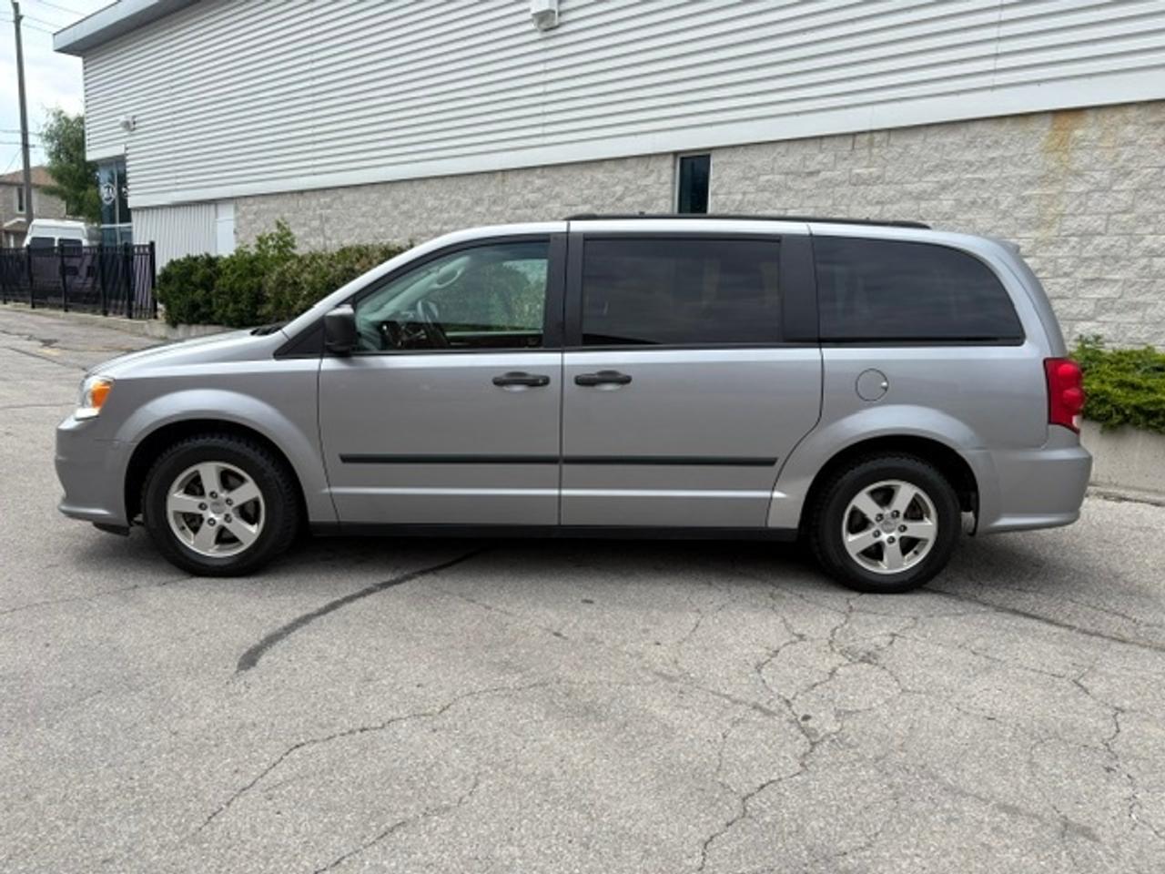 2013 Dodge Grand Caravan SE ONLY 78KM-1 OWNER-REAR STOW N GO-CERTIFIED! Photo