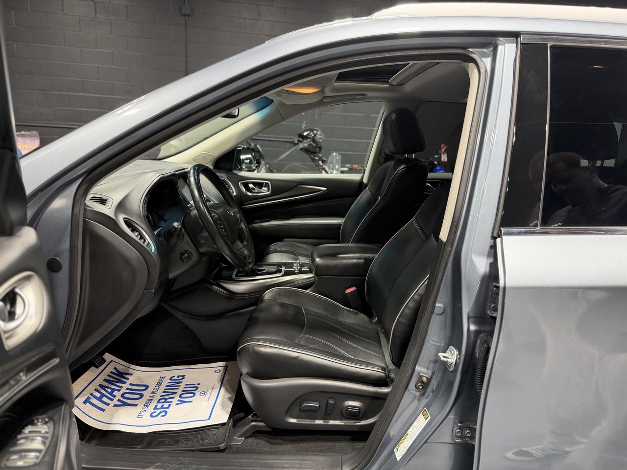 2016 Infiniti QX60 LUXURY Photo
