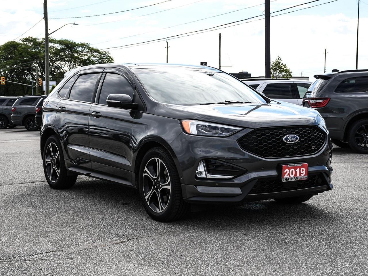 2019 Ford Edge ST AWD Photo4