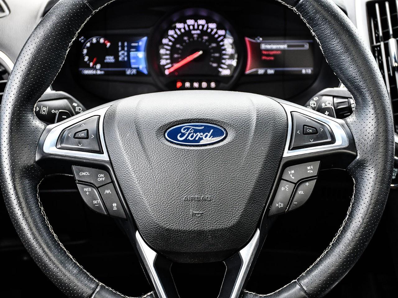 2019 Ford Edge ST AWD Photo