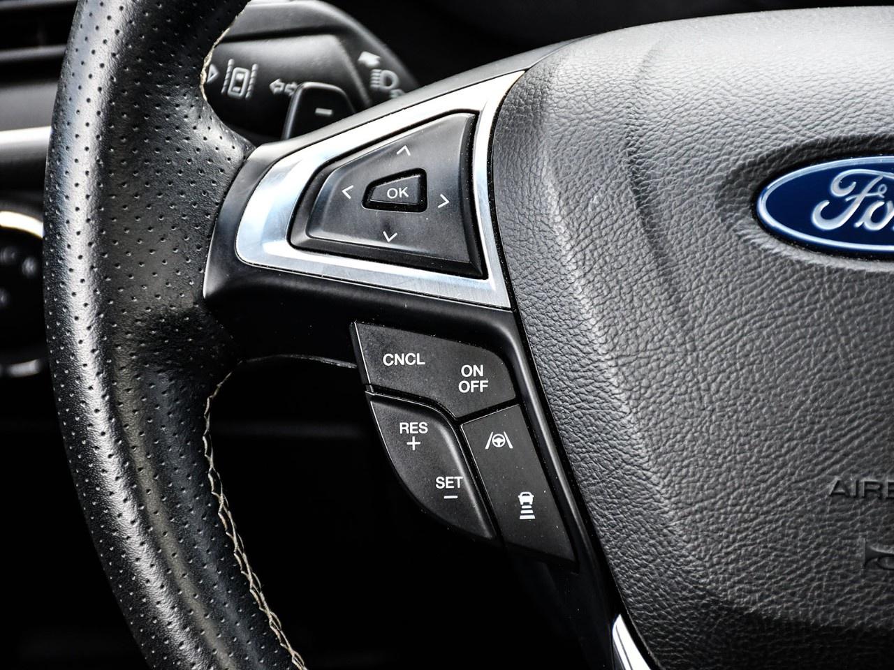 2019 Ford Edge ST AWD Photo