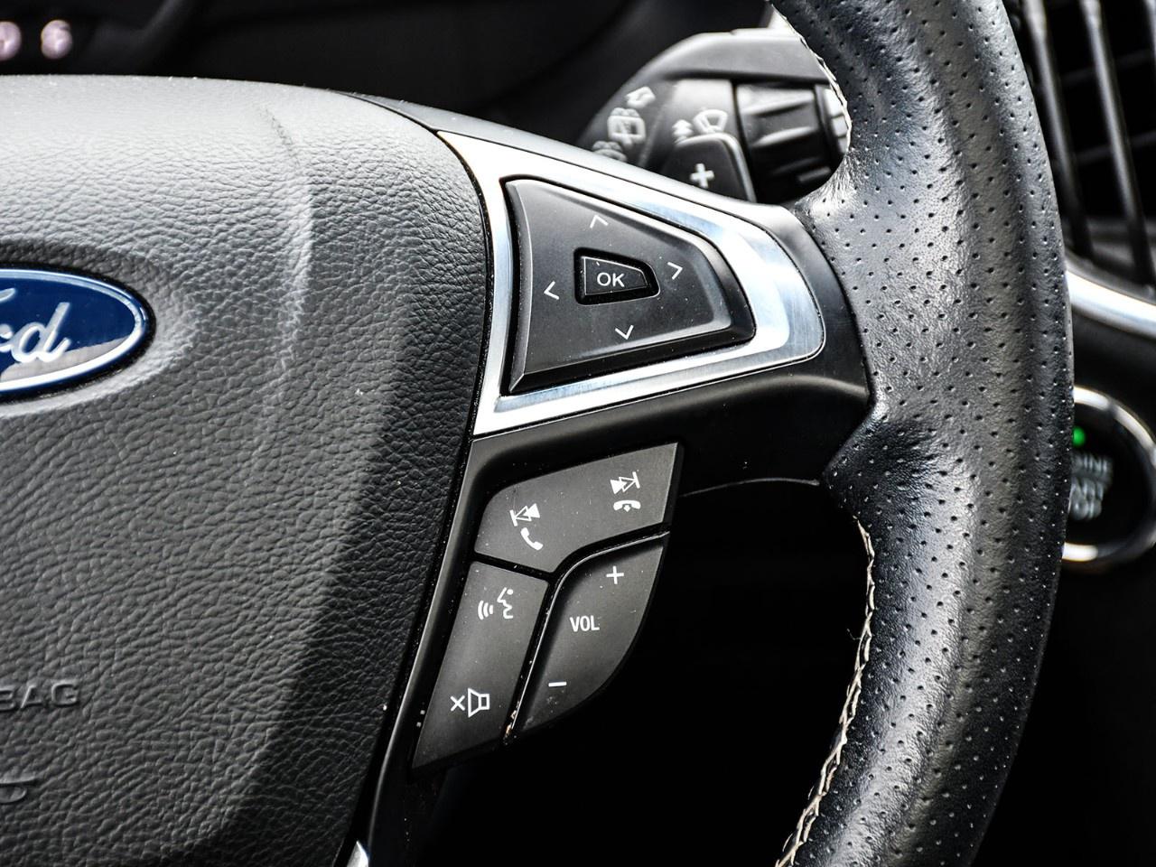 2019 Ford Edge ST AWD Photo