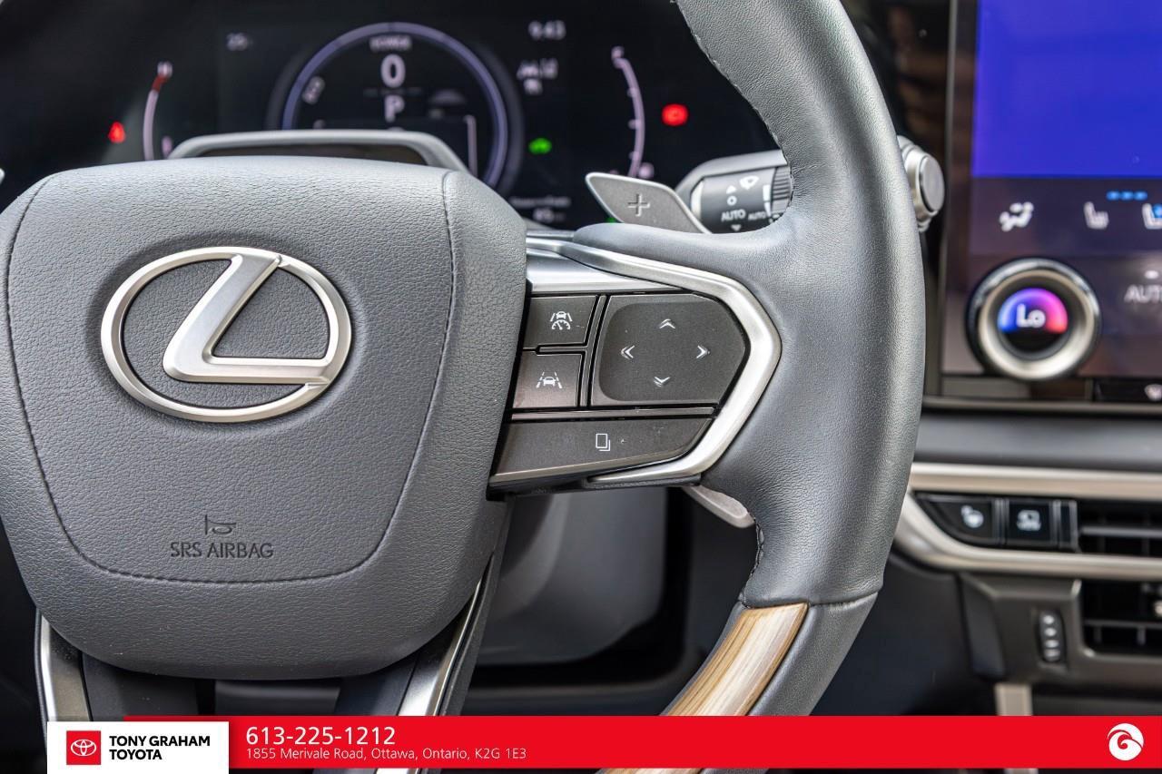 2023 Lexus RX 350H EXECUTIVE PACKAGE Photo