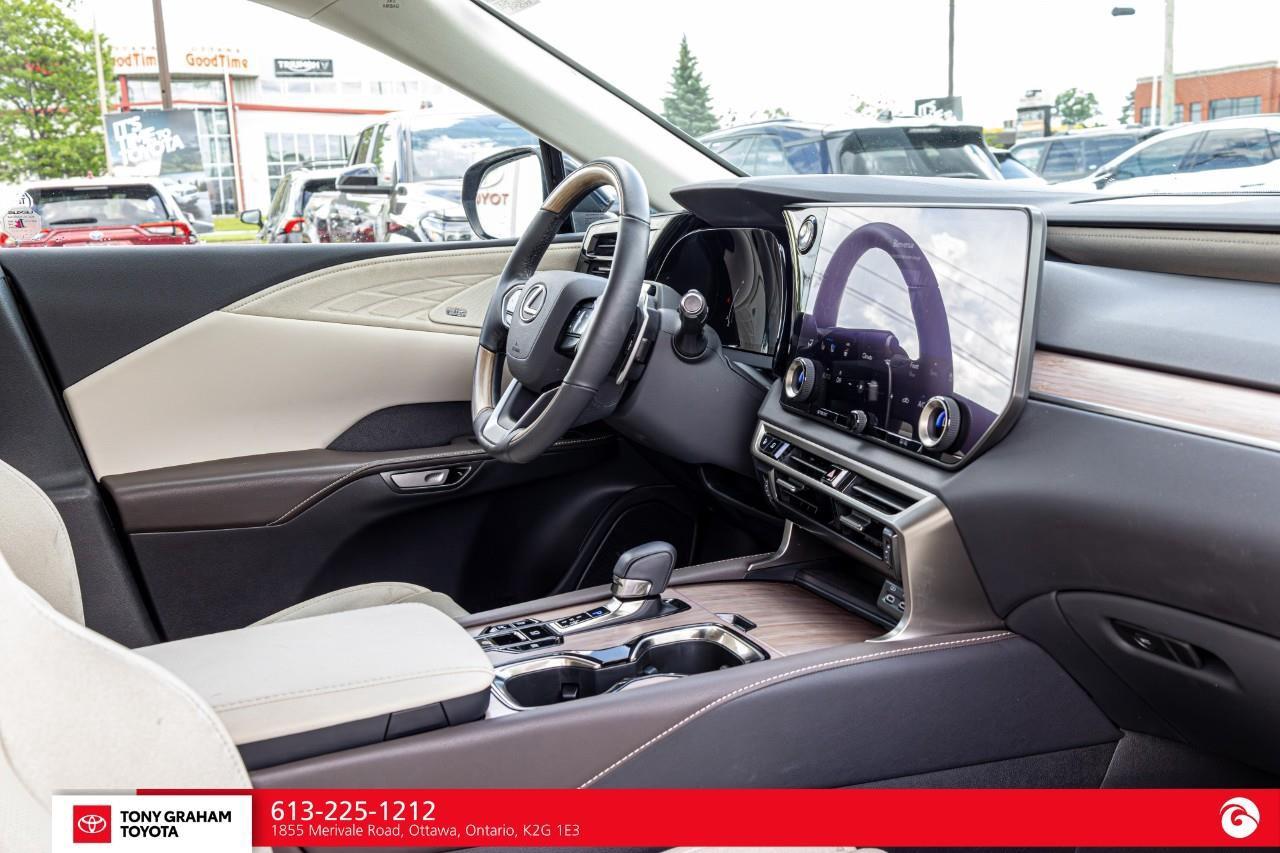 2023 Lexus RX 350H EXECUTIVE PACKAGE Photo