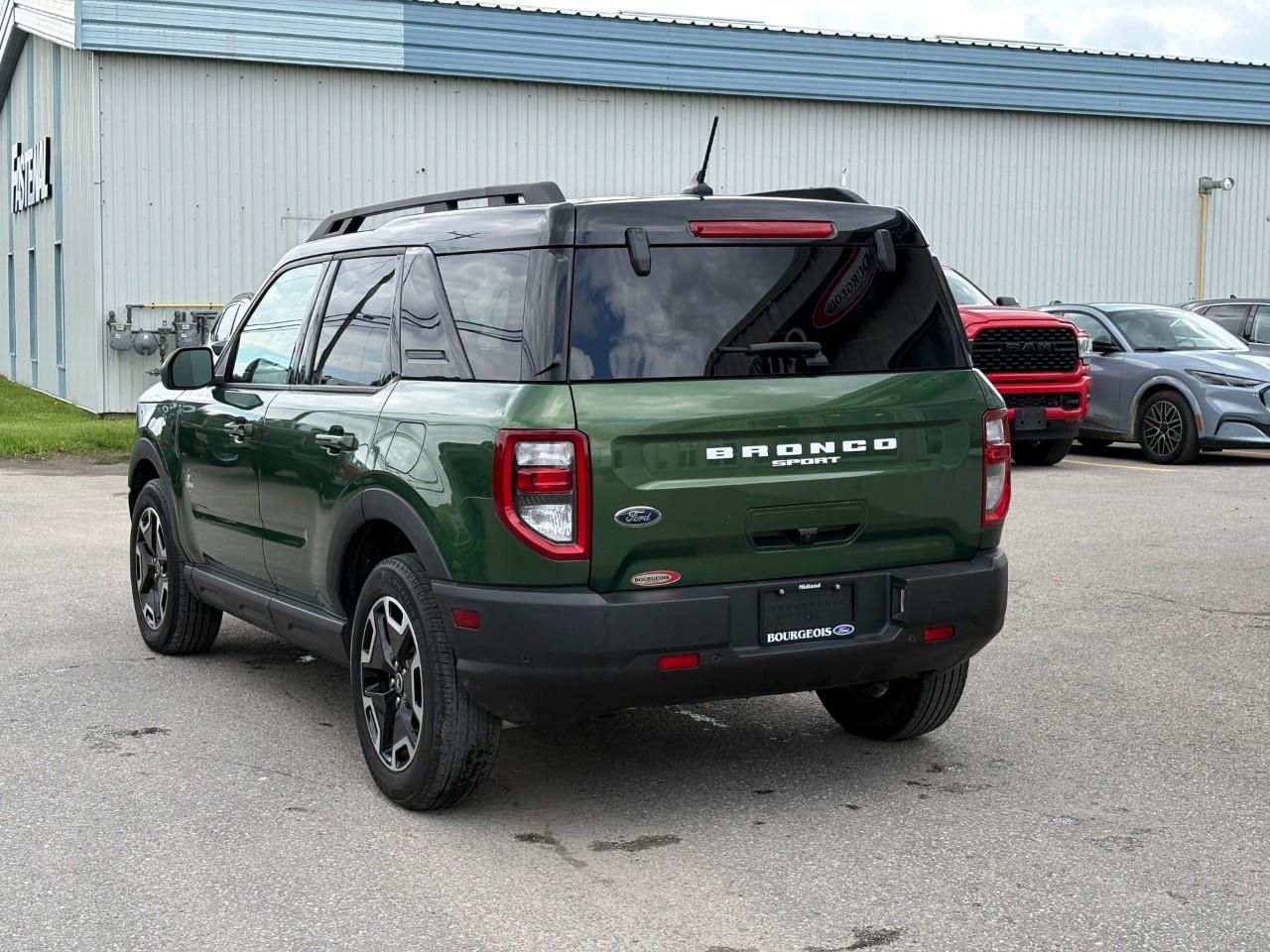 2023 Ford Bronco Sport Outer Banks 4x4 Photo