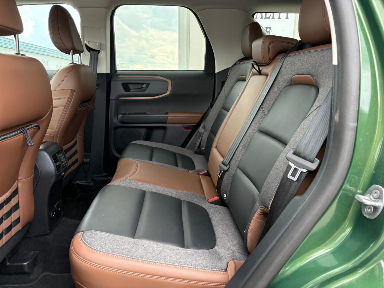 2023 Ford Bronco Sport Outer Banks 4x4 Photo
