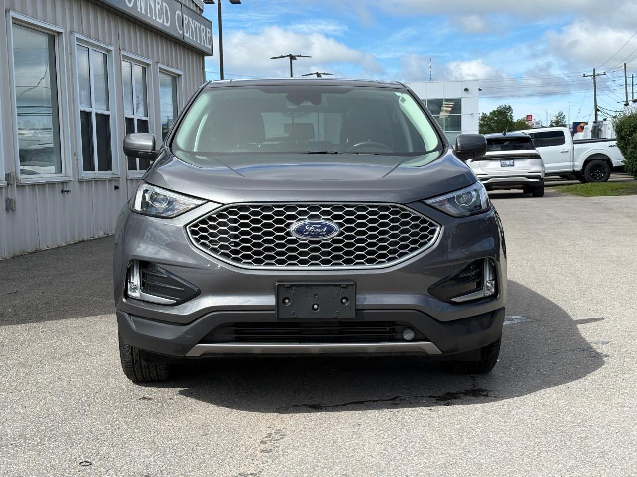2023 Ford Edge  Photo