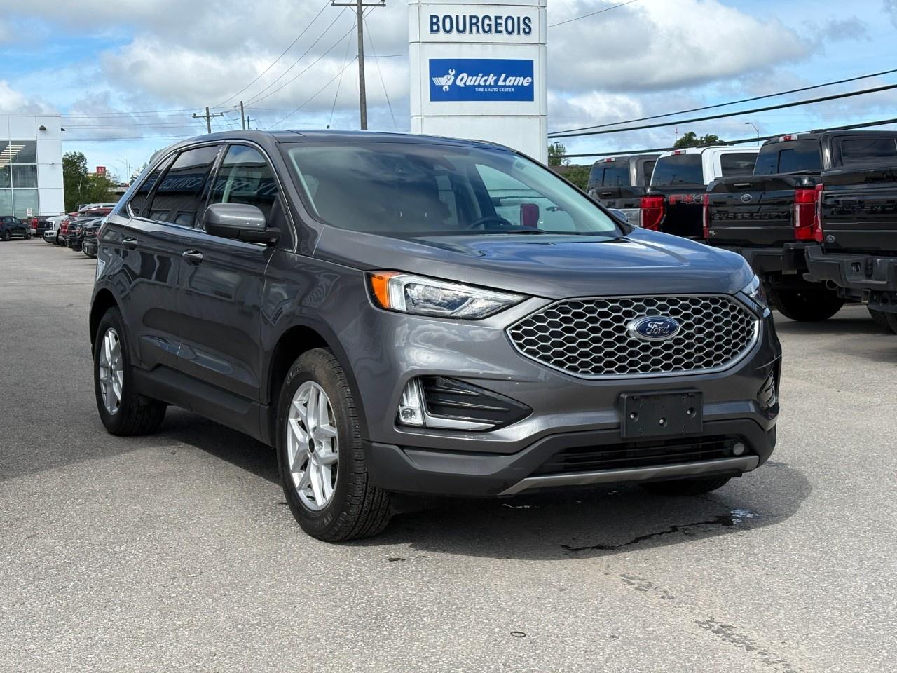 2023 Ford Edge  Photo