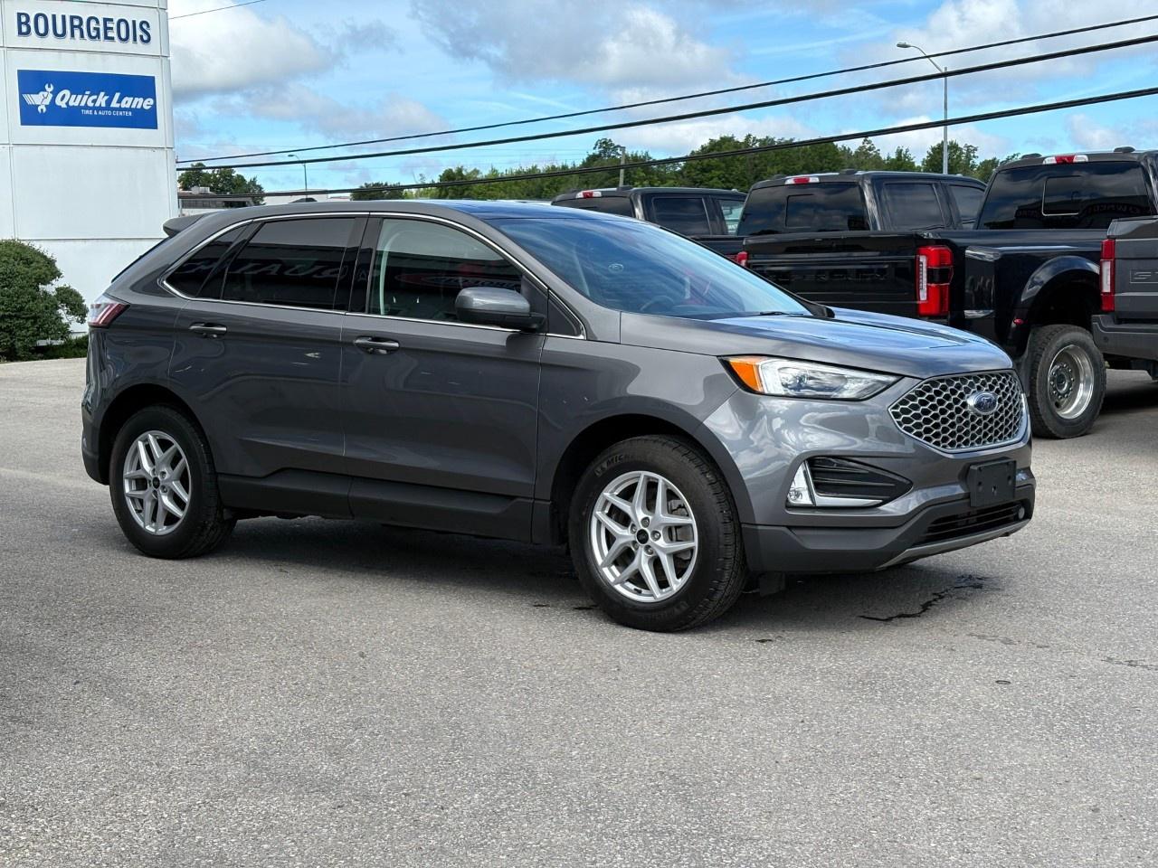 2023 Ford Edge  Photo