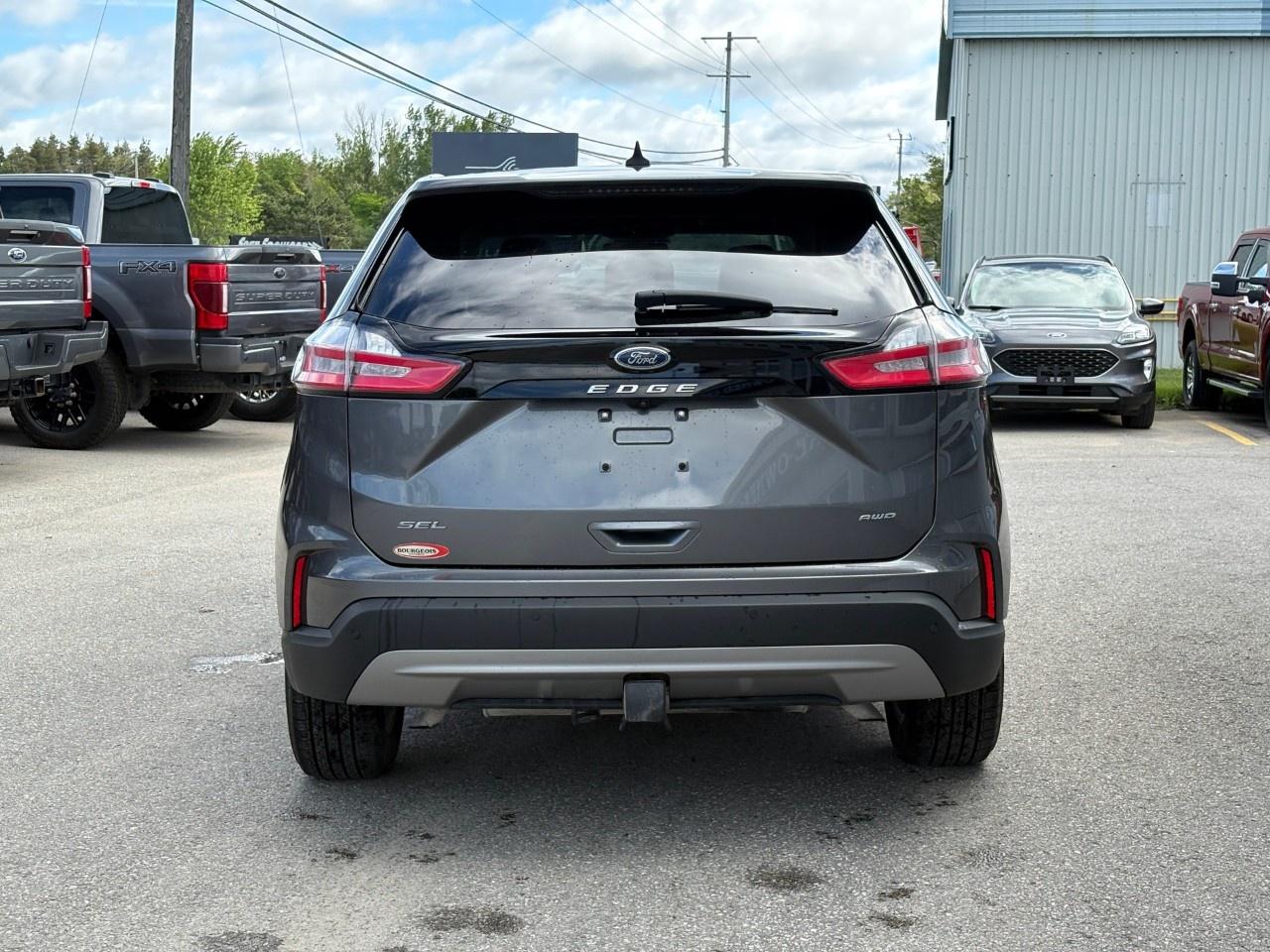 2023 Ford Edge  Photo