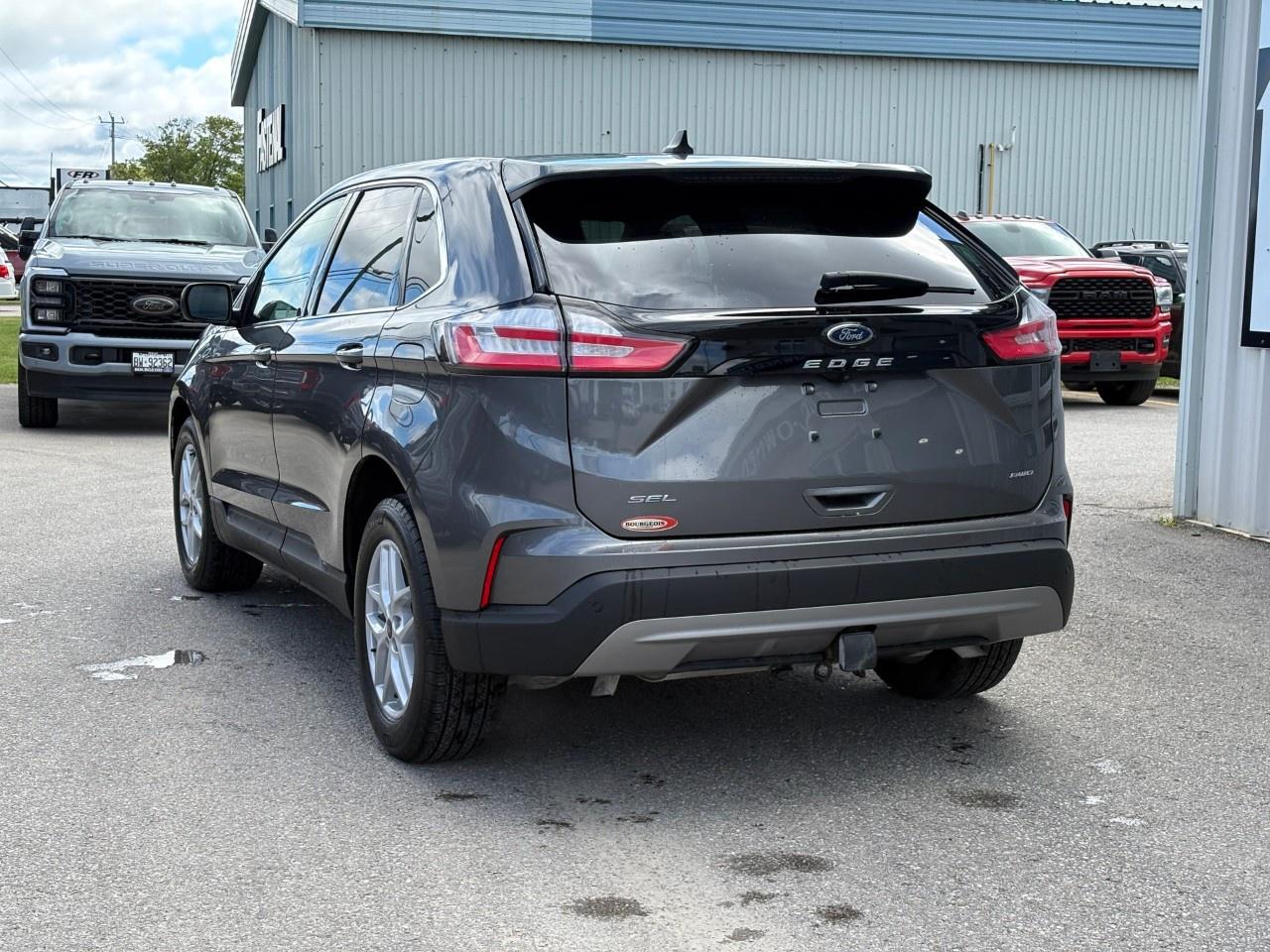 2023 Ford Edge  Photo
