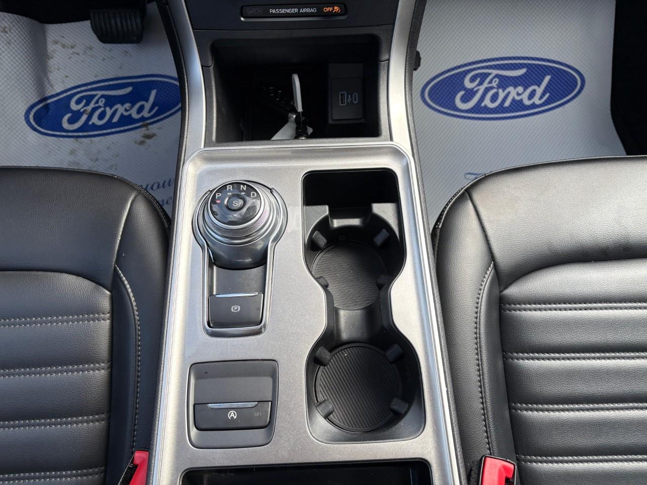 2023 Ford Edge  Photo