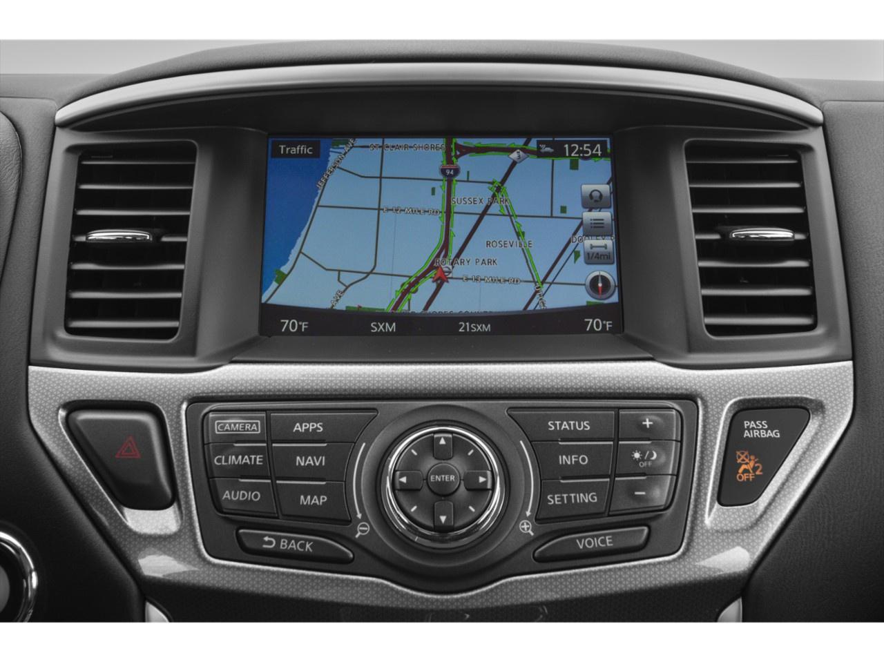 2020 Nissan Pathfinder 4x4 SV Tech Photo