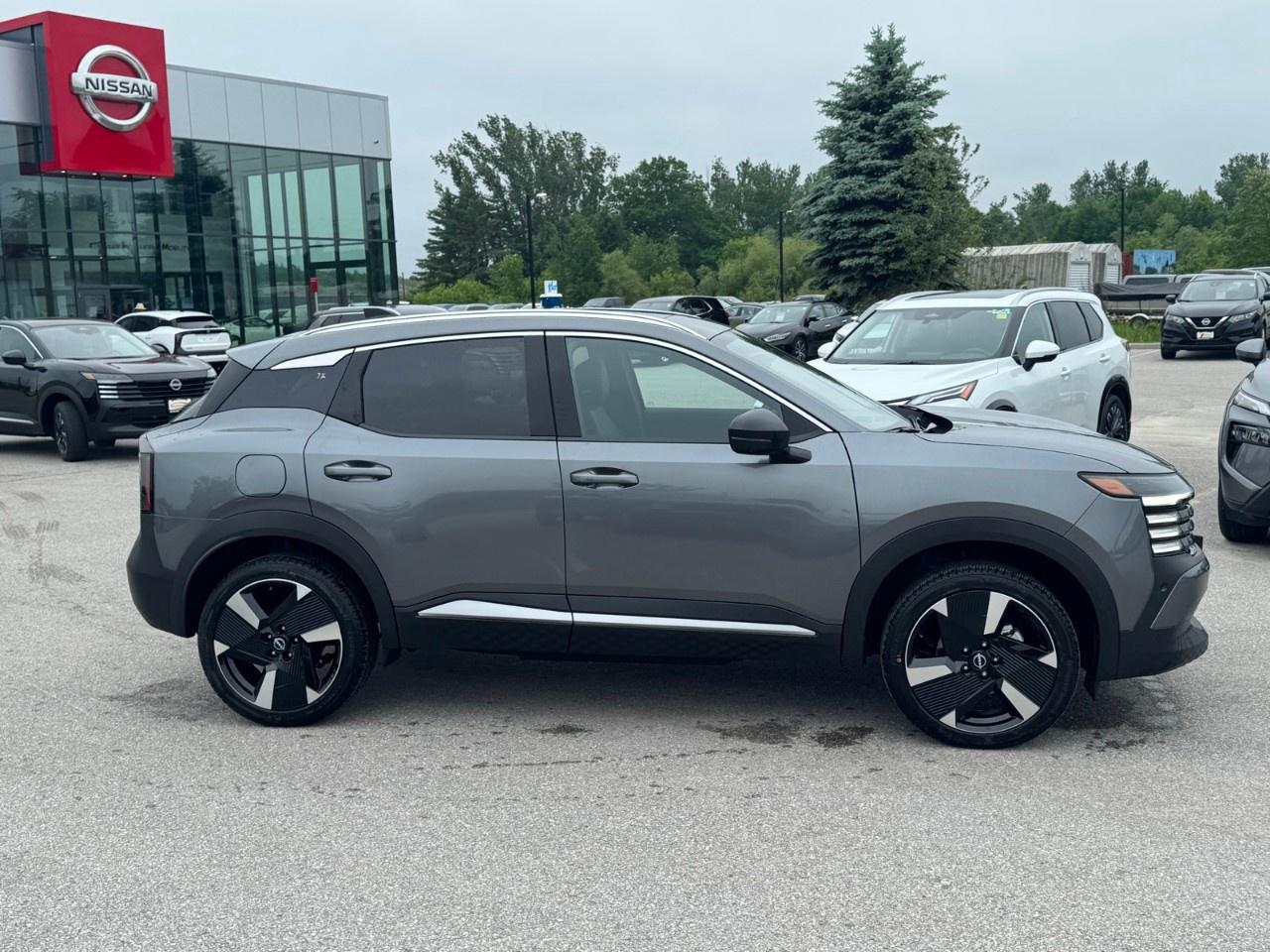 2026 Nissan Kicks SR AWD Photo