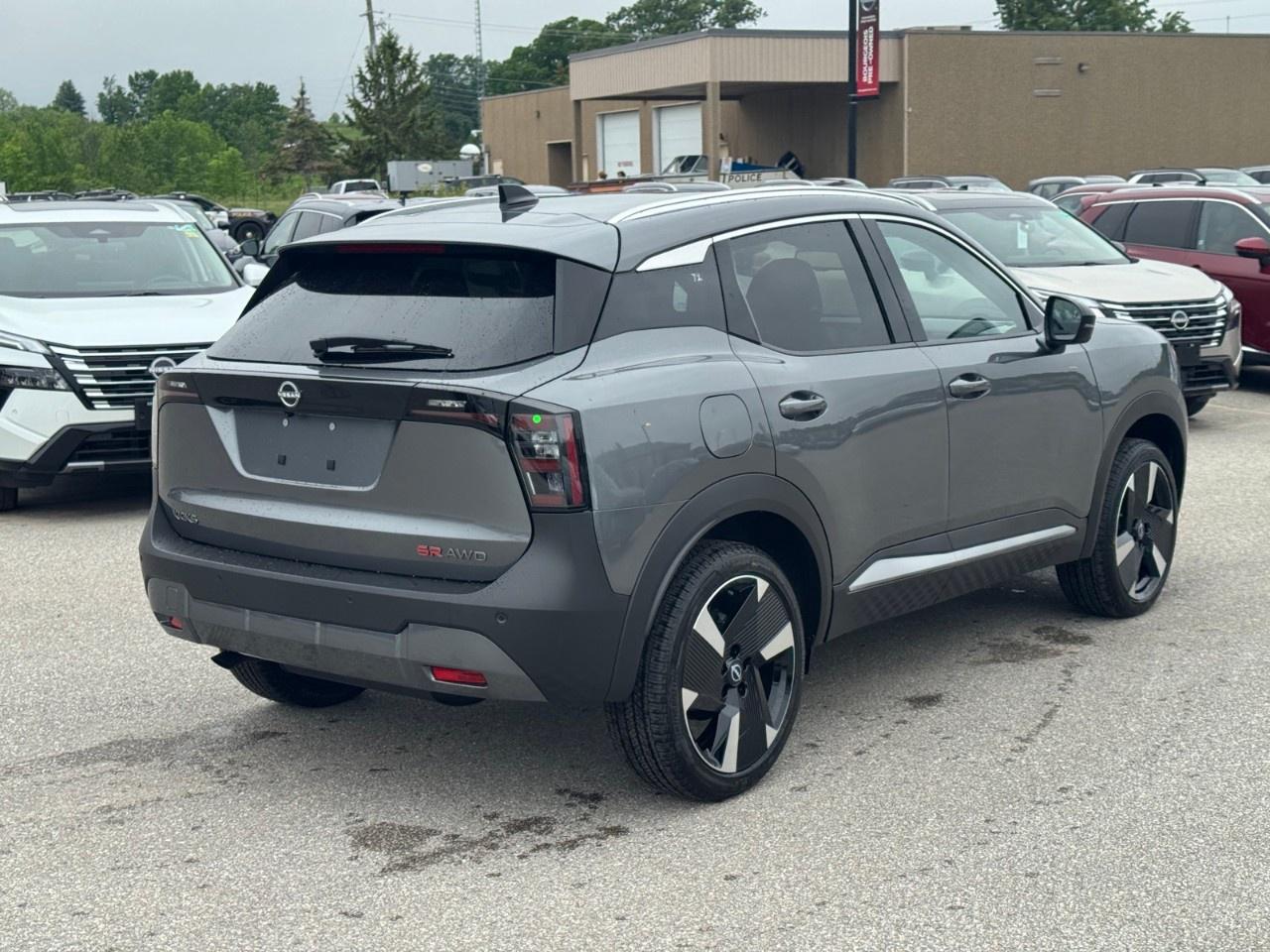 2026 Nissan Kicks SR AWD Photo
