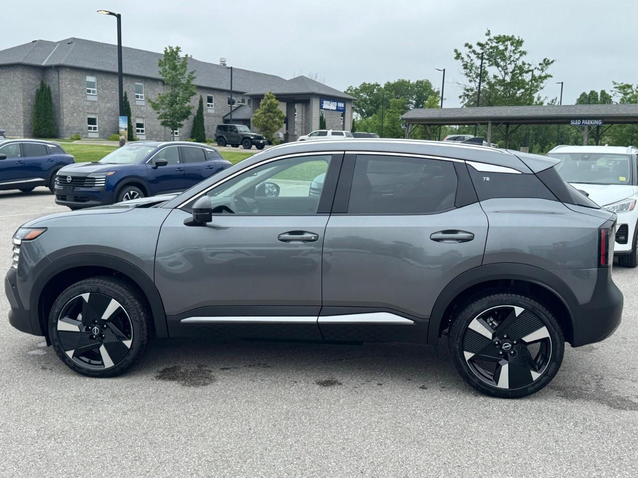 2026 Nissan Kicks SR AWD Photo