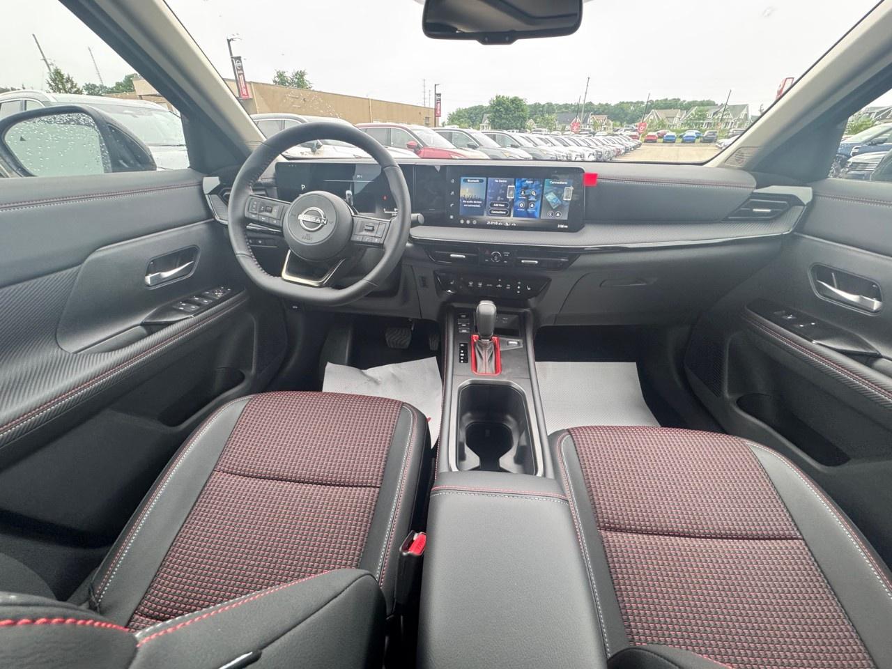 2026 Nissan Kicks SR AWD Photo