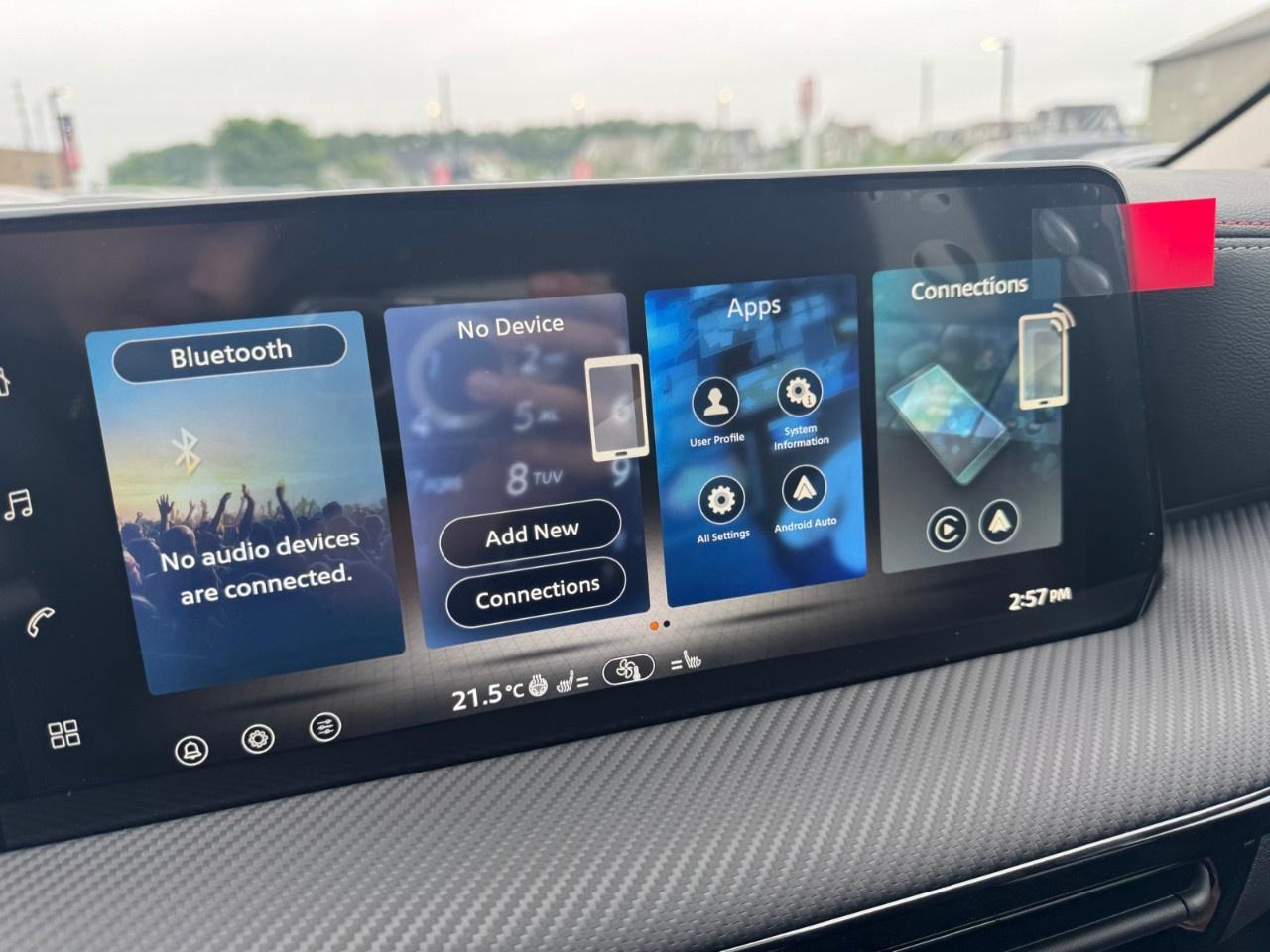 2026 Nissan Kicks SR AWD Photo
