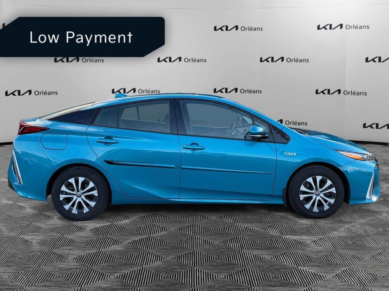 2020 Toyota Prius Prime LE (GS) Photo