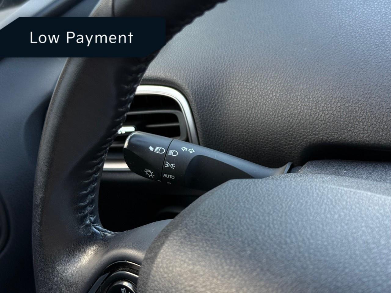 2020 Toyota Prius Prime LE (GS) Photo