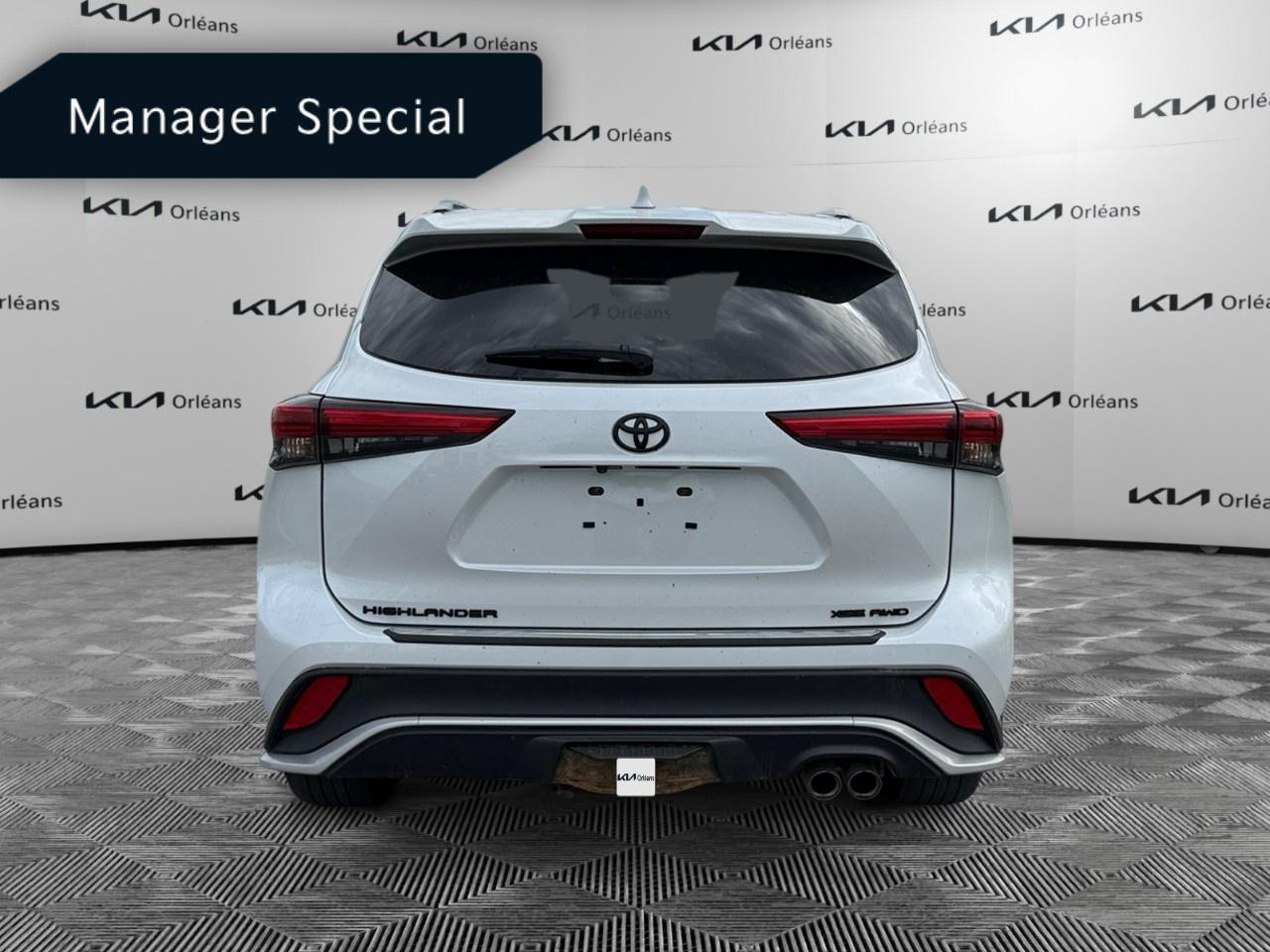2022 Toyota Highlander XSE AWD Photo