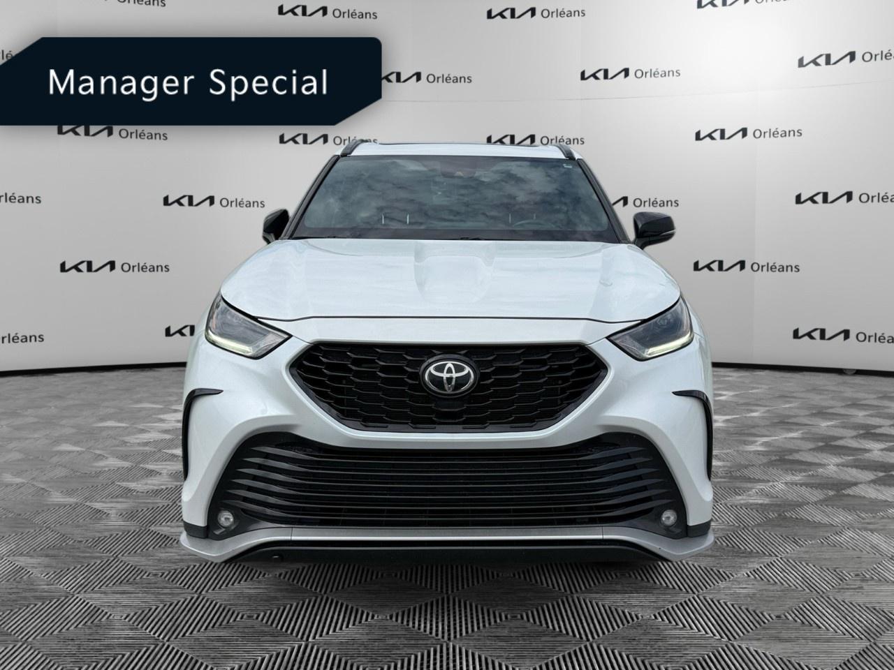 2022 Toyota Highlander XSE AWD Photo