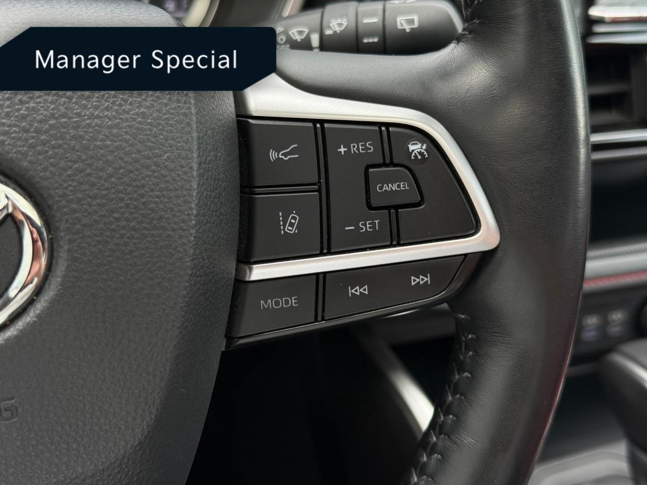 2022 Toyota Highlander XSE AWD Photo